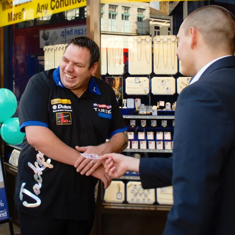 Darts champion Adrian Lewis watching Matt Parrou2019s magic