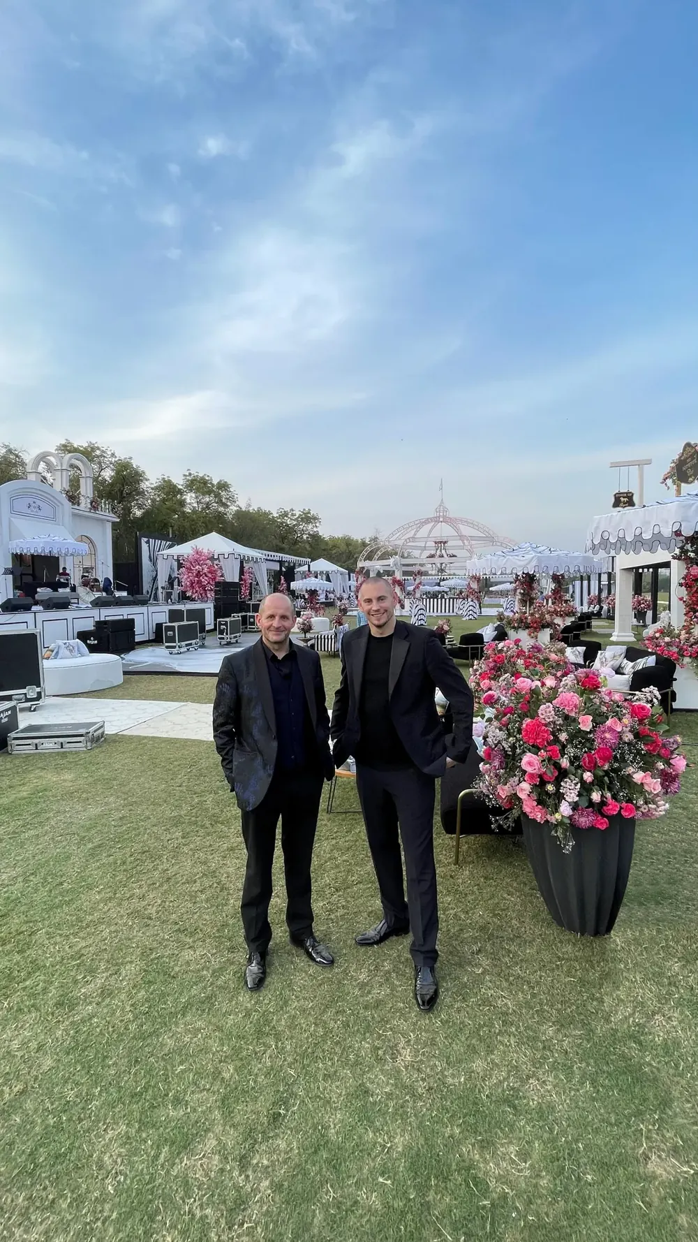 Matt Parro performing at a wedding in Jodhpur, India