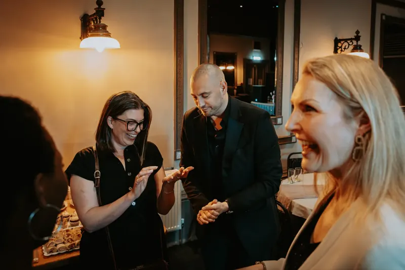Guests screaming with laughter